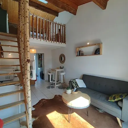 Mini-loft Semesterbostad